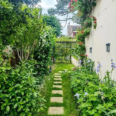 Comfortable House 100m2, 20 Min From Paris With Bbq And Private Shared Garden